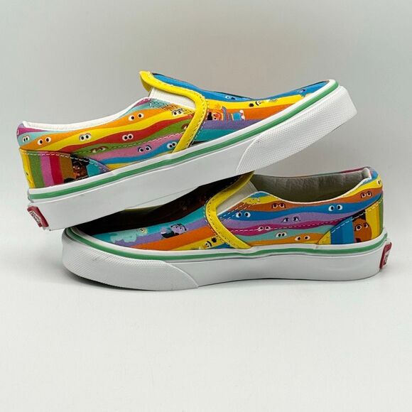 Vans x Sesame Street Slip On Canvas Sneakers - New No Box - US Kids’ size 13 - Picture 5 of 9
